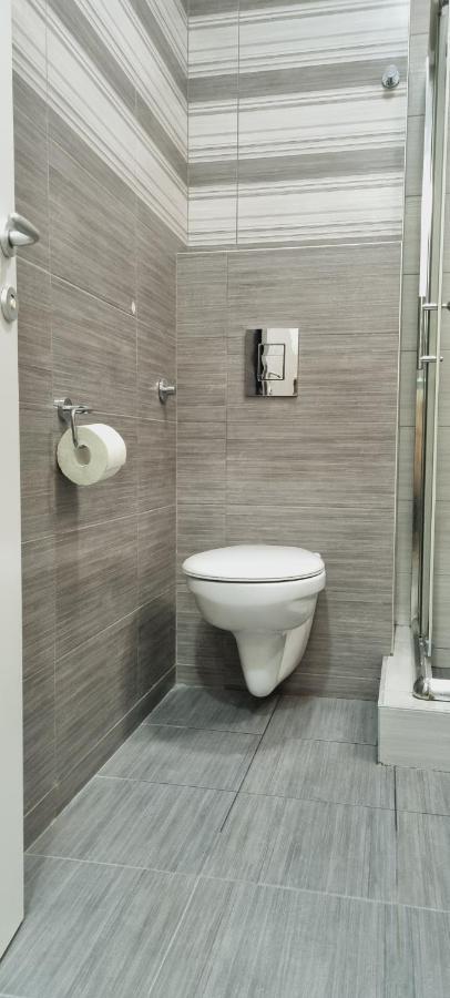 Grove II Apartment = Strict City Centre Nowy Sad Zewnętrze zdjęcie